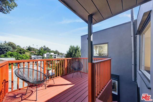 1356 Mcduff Street, Los Angeles, CA 90026