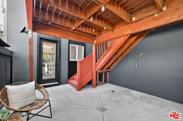 1356 Mcduff Street, Los Angeles, CA 90026