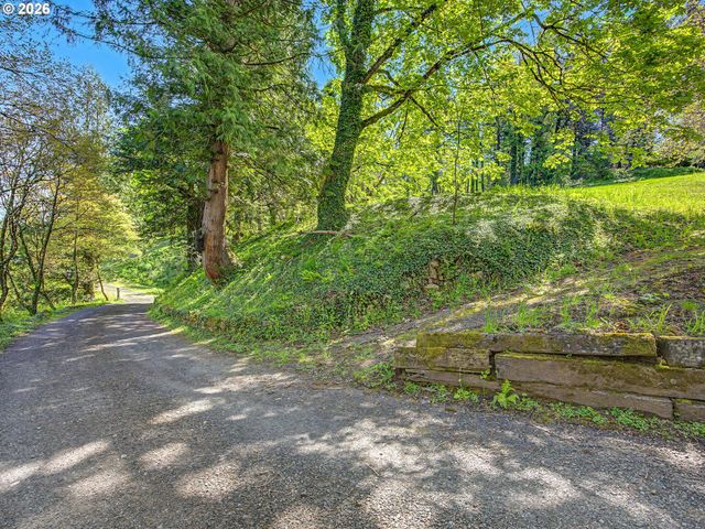 2445 Ne CORBETT HILL Rd, Corbett, OR 97019
