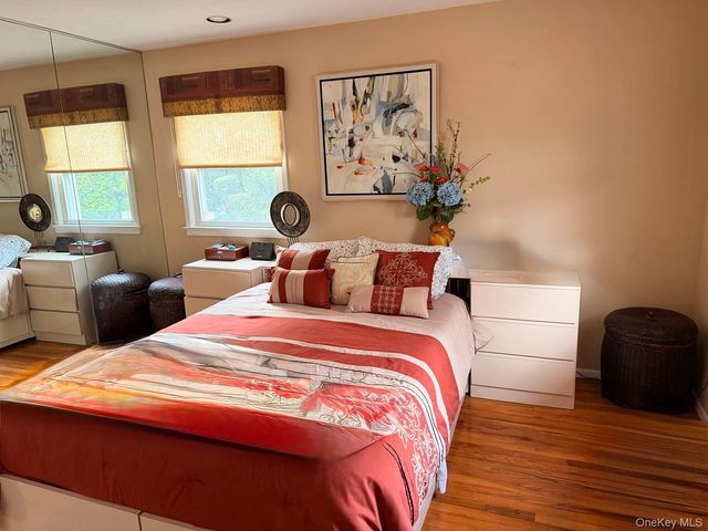 3473 S Hawthorne Drive S, Wantagh, NY 11793