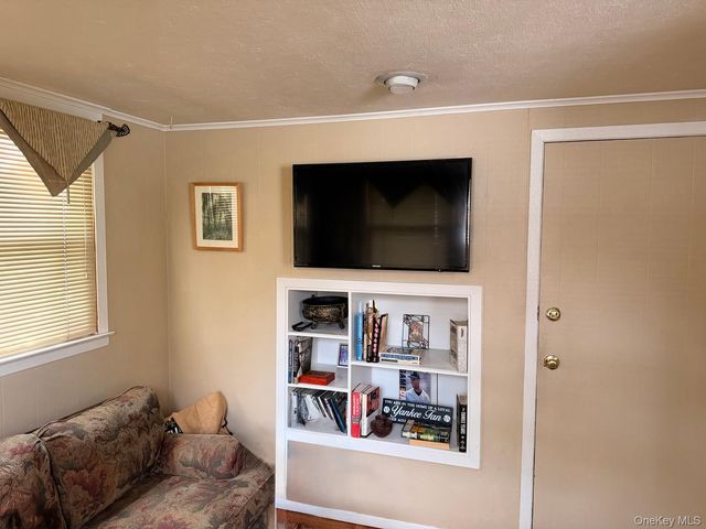 3473 S Hawthorne Drive S, Wantagh, NY 11793