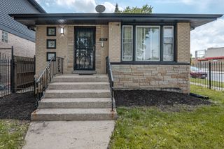 5133 W Monroe Street, Chicago, IL 60644