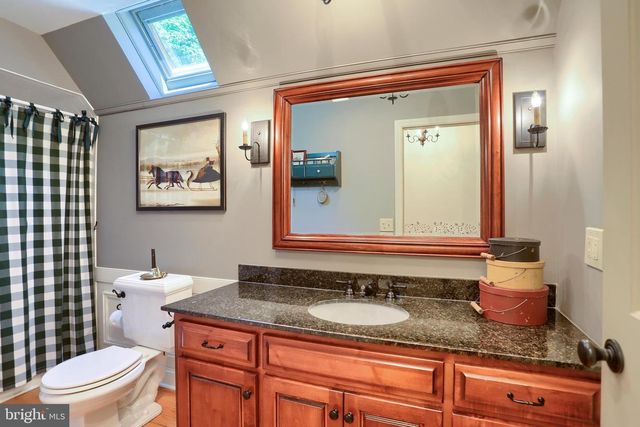 6105 WESTOVER DR, Mechanicsburg, PA 17050