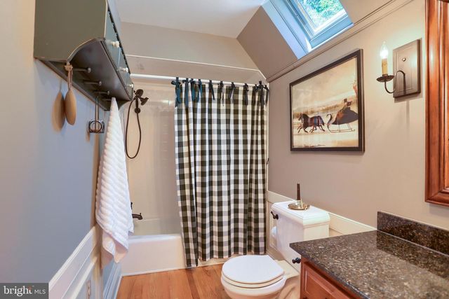 6105 WESTOVER DR, Mechanicsburg, PA 17050