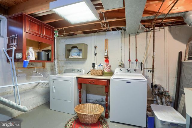6105 WESTOVER DR, Mechanicsburg, PA 17050