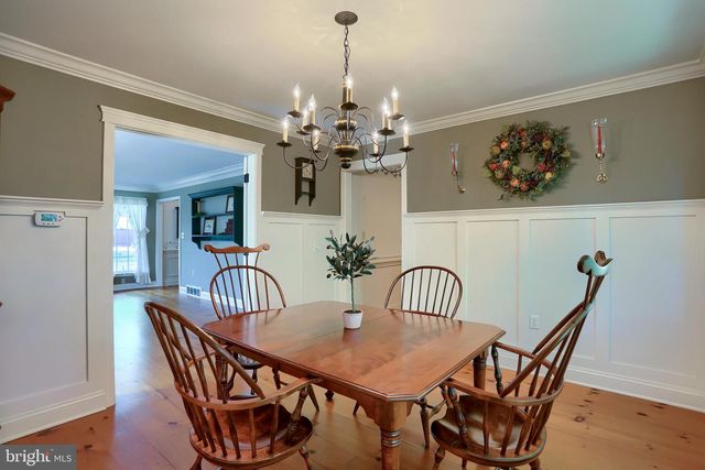 6105 WESTOVER DR, Mechanicsburg, PA 17050