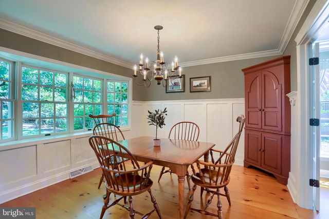 6105 WESTOVER DR, Mechanicsburg, PA 17050