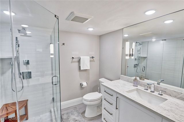 4041 Gulf Shore BLVD N 1204, Naples, FL 34103