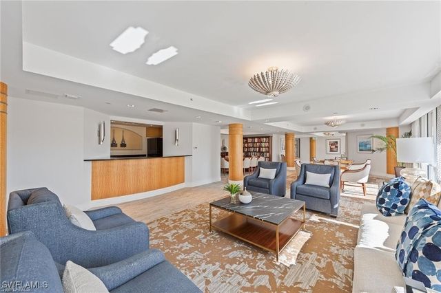 4041 Gulf Shore BLVD N 1204, Naples, FL 34103