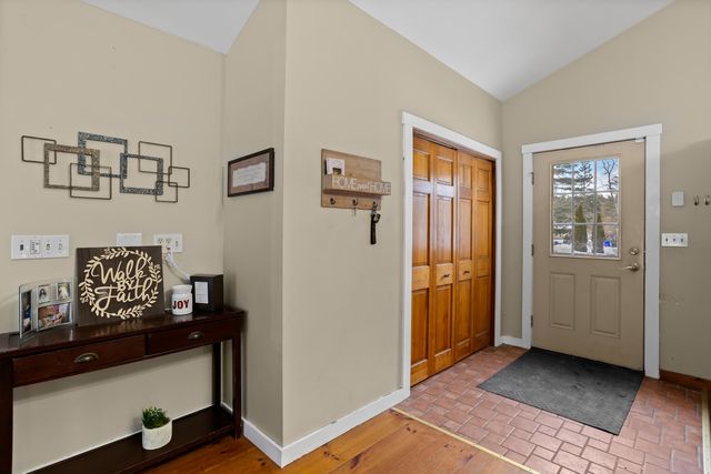 129 New Boston Road, Goffstown, NH 03045