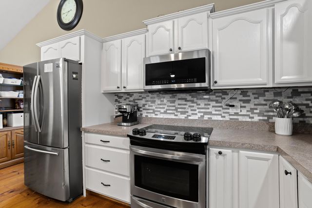 129 New Boston Road, Goffstown, NH 03045