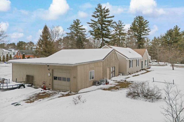 129 New Boston Road, Goffstown, NH 03045