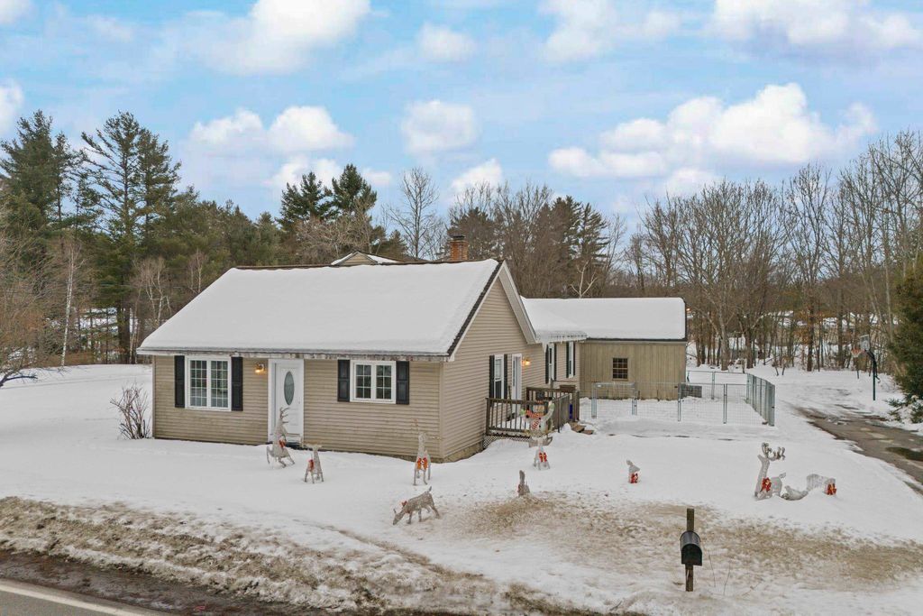 129 New Boston Road, Goffstown, NH 03045