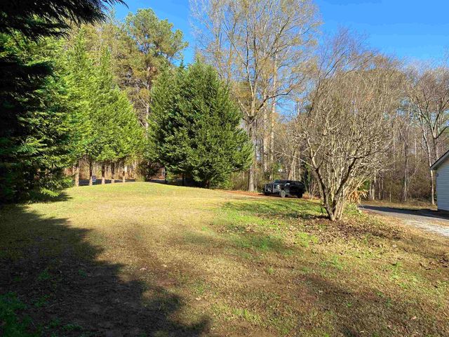 1080 Miller Farm Rd, Inman, SC 29349