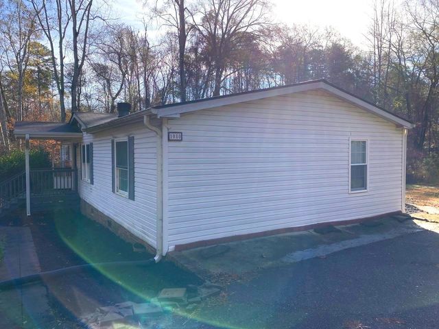 1080 Miller Farm Rd, Inman, SC 29349