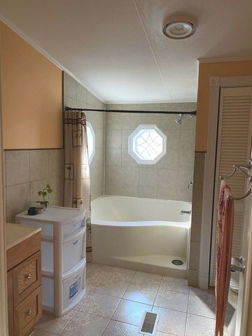 1080 Miller Farm Rd, Inman, SC 29349