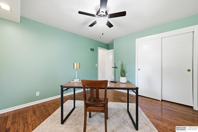 5158 Pierce Street, Omaha, NE 68106
