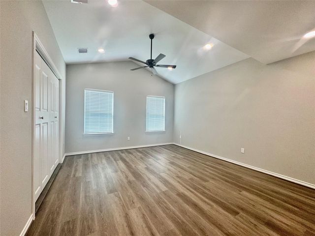 268 Sunrise Drive, Livingston, TX 77351