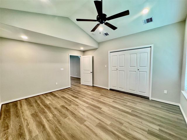 268 Sunrise Drive, Livingston, TX 77351