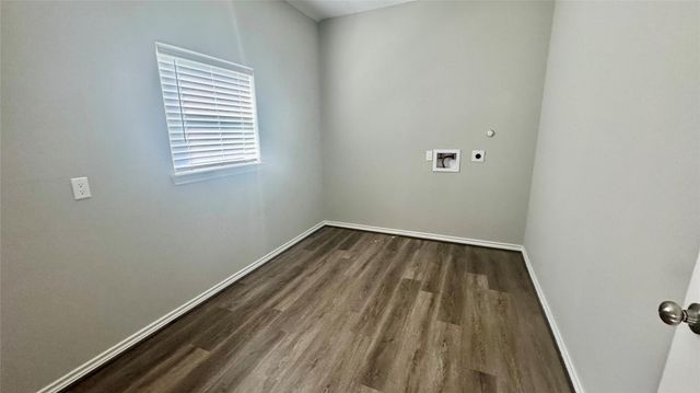 268 Sunrise Drive, Livingston, TX 77351