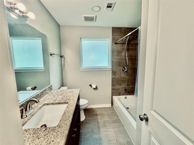 268 Sunrise Drive, Livingston, TX 77351
