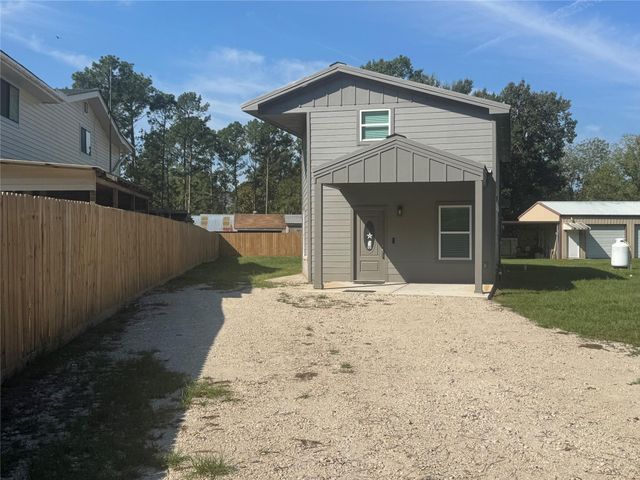 268 Sunrise Drive, Livingston, TX 77351