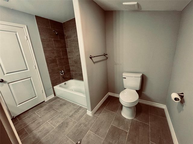 268 Sunrise Drive, Livingston, TX 77351