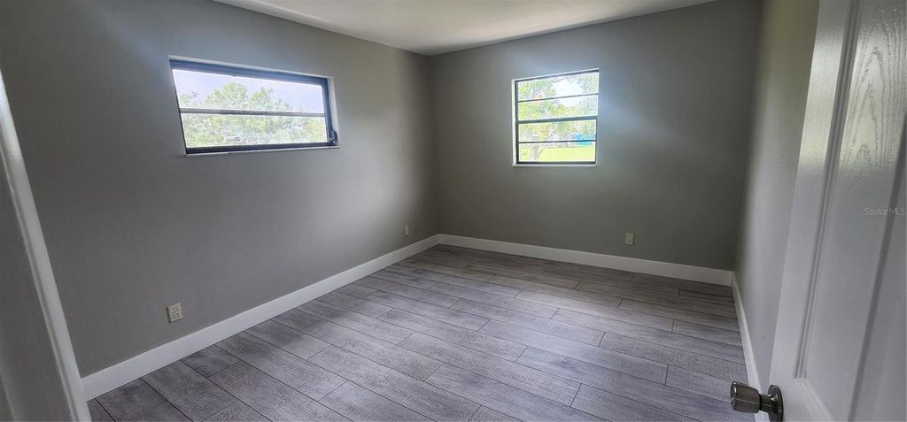 Image 20 of property listing at 541 E VIRGINIA AVENUE, Punta Gorda, FL 33950