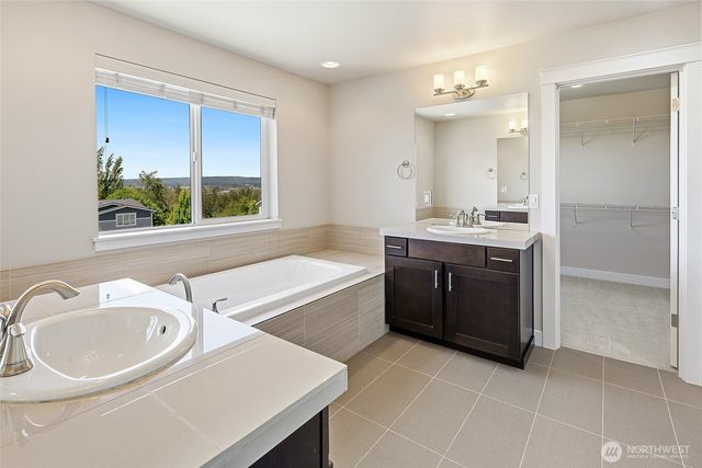 6028 37th Place NE, Marysville, WA 98270