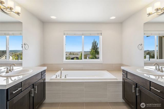 6028 37th Place NE, Marysville, WA 98270