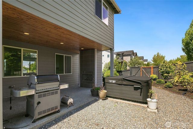 6028 37th Place NE, Marysville, WA 98270