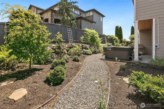 6028 37th Place NE, Marysville, WA 98270