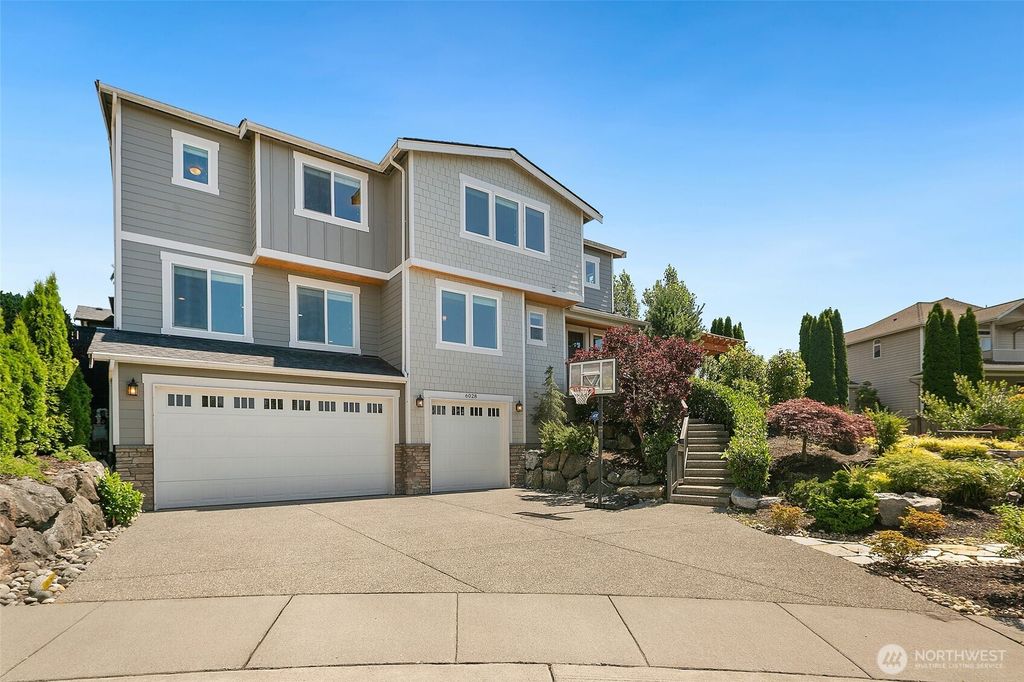 6028 37th Place NE, Marysville, WA 98270
