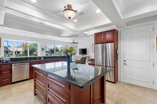 917 Iris Drive, Delray Beach, FL 33483