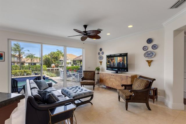 917 Iris Drive, Delray Beach, FL 33483