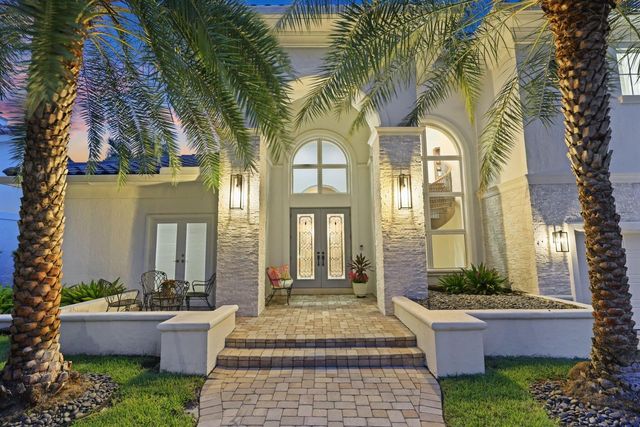 917 Iris Drive, Delray Beach, FL 33483