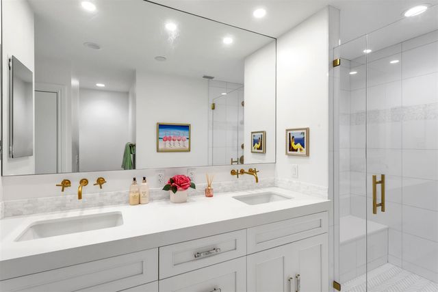 917 Iris Drive, Delray Beach, FL 33483