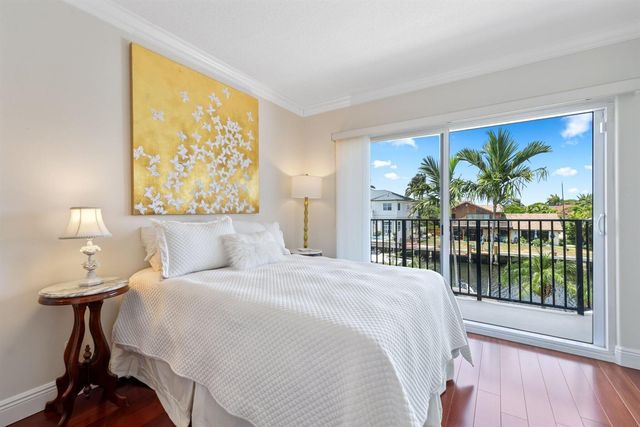917 Iris Drive, Delray Beach, FL 33483