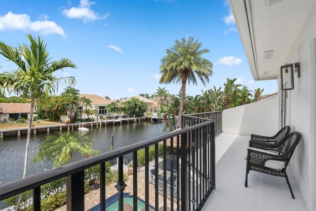 917 Iris Drive, Delray Beach, FL 33483
