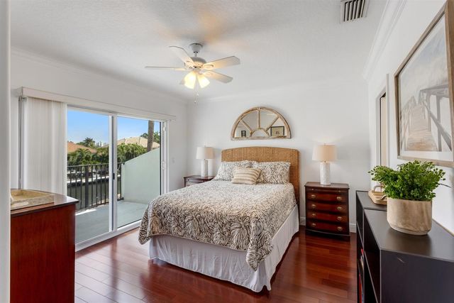917 Iris Drive, Delray Beach, FL 33483