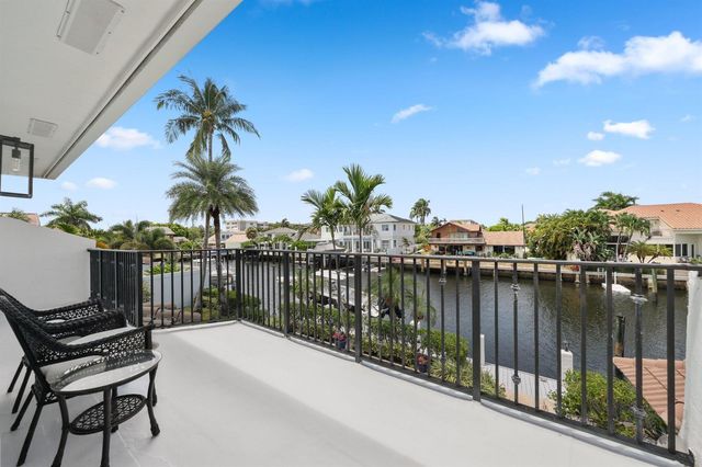 917 Iris Drive, Delray Beach, FL 33483
