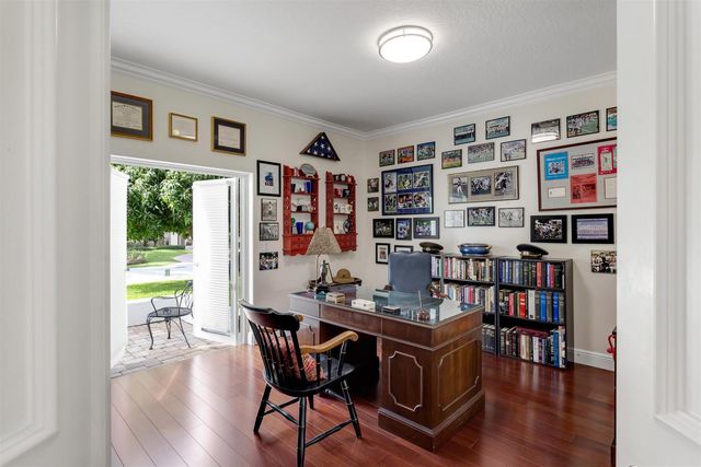 917 Iris Drive, Delray Beach, FL 33483