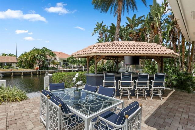 917 Iris Drive, Delray Beach, FL 33483