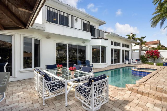 917 Iris Drive, Delray Beach, FL 33483