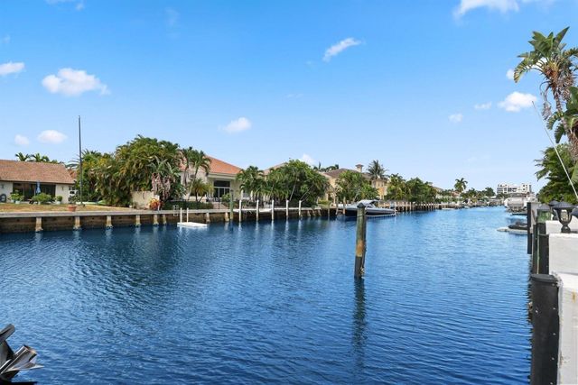 917 Iris Drive, Delray Beach, FL 33483