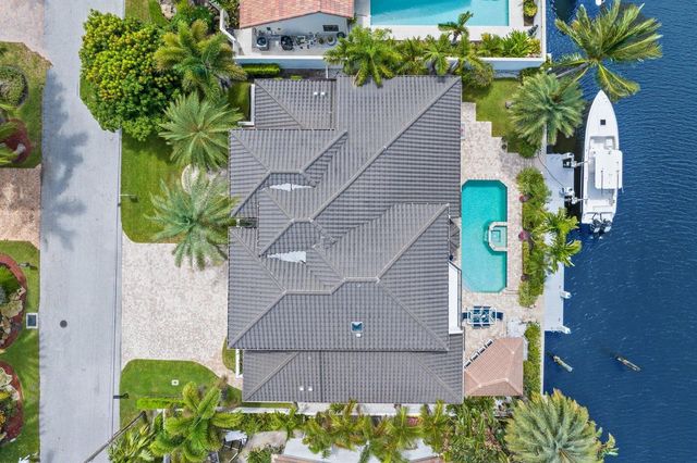 917 Iris Drive, Delray Beach, FL 33483