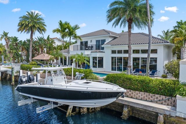 917 Iris Drive, Delray Beach, FL 33483