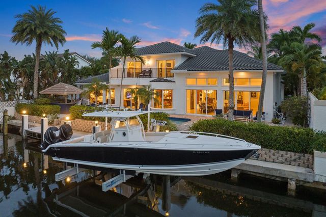 917 Iris Drive, Delray Beach, FL 33483