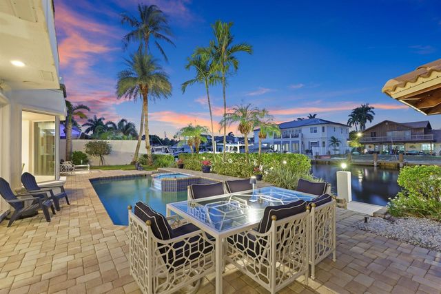 917 Iris Drive, Delray Beach, FL 33483