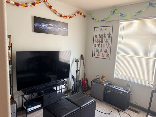 264 TRENTON LN, Box Elder, SD 57719